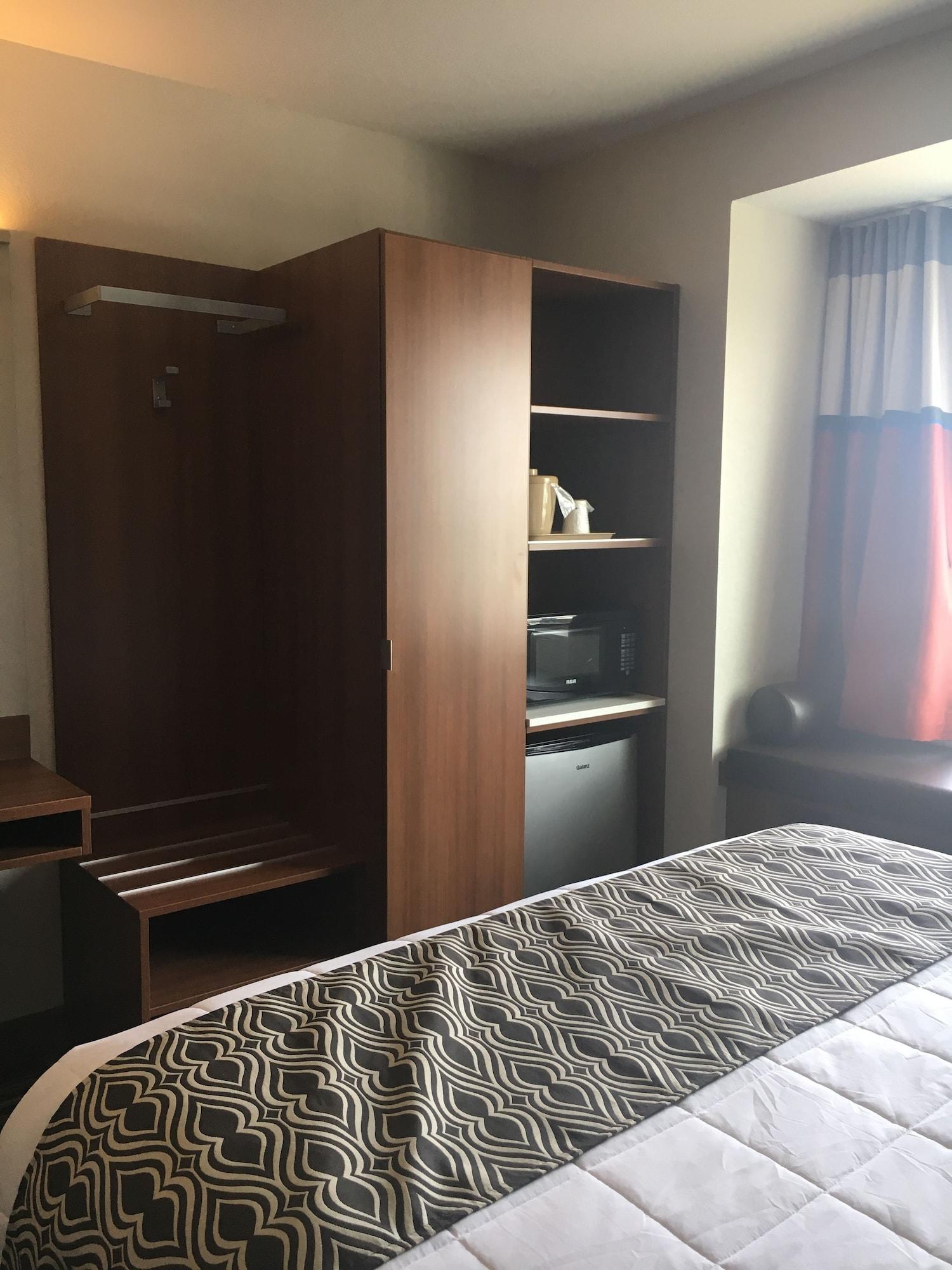 Microtel Inn & Suites By Wyndham Niagara Falls Esterno foto