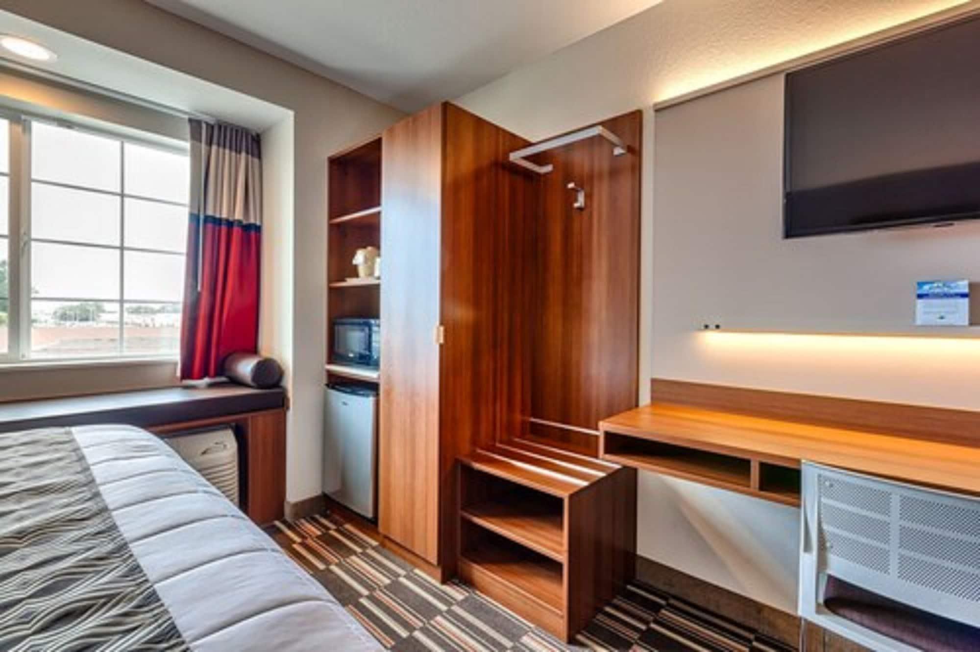 Microtel Inn & Suites By Wyndham Niagara Falls Esterno foto