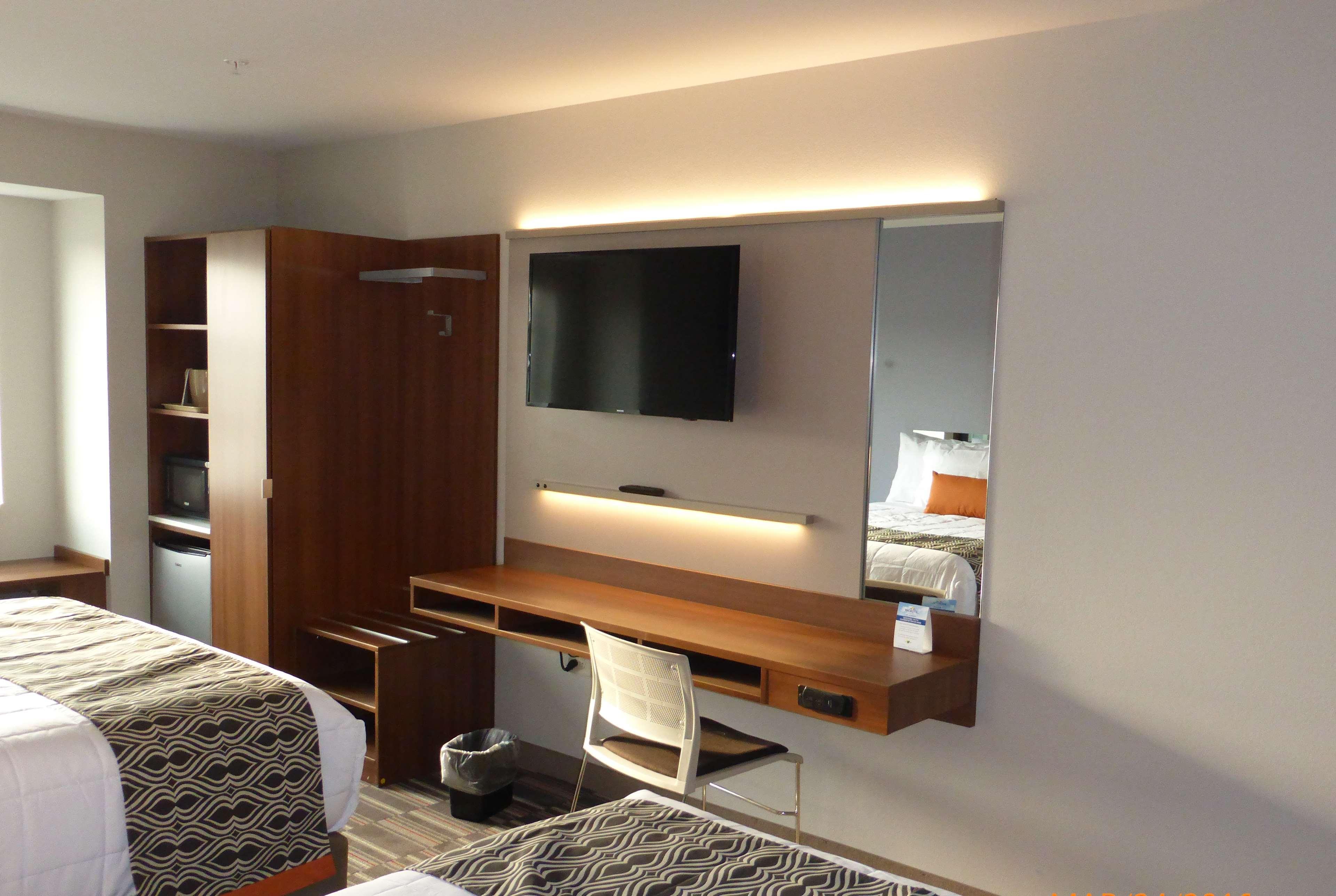 Microtel Inn & Suites By Wyndham Niagara Falls Esterno foto