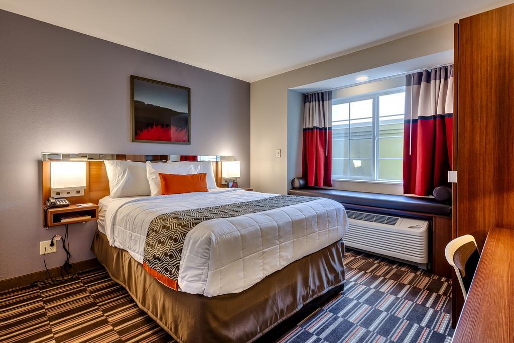 Microtel Inn & Suites By Wyndham Niagara Falls Esterno foto